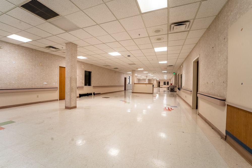 Veterans Affairs Outpatient Clinic: 351 Hartnell Ave, Redding, CA 96002